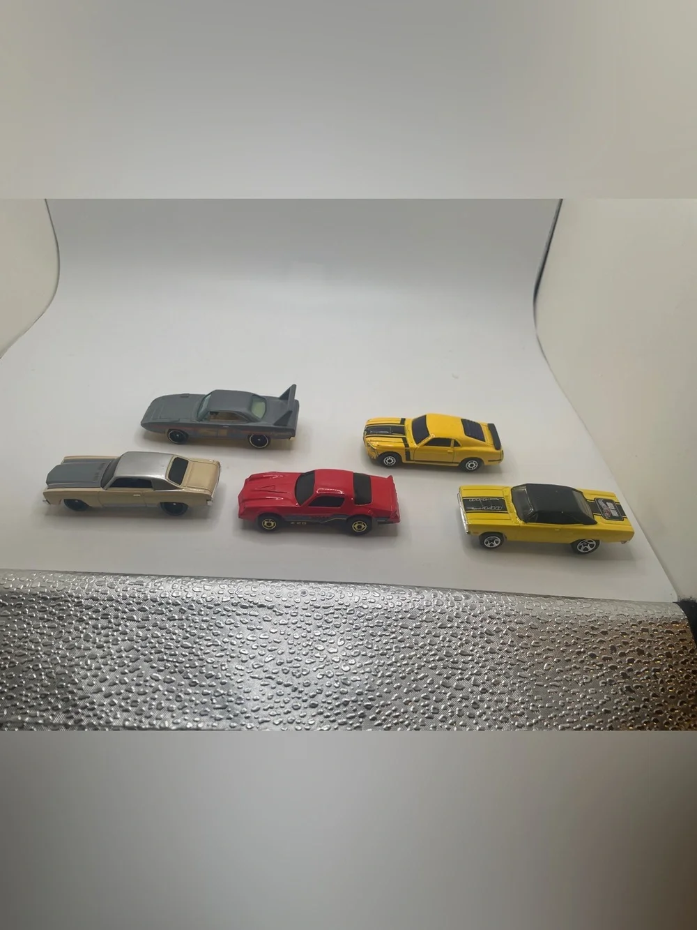 Set of (5) 1:64 diecast muscle cars